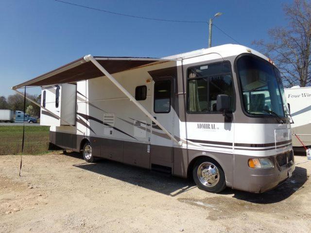 5 Minutes Walk Bio-Bay Stations-Restaurants - Beaches 212 Cll Acacia Rv Camper In Front Vieques Extérieur photo